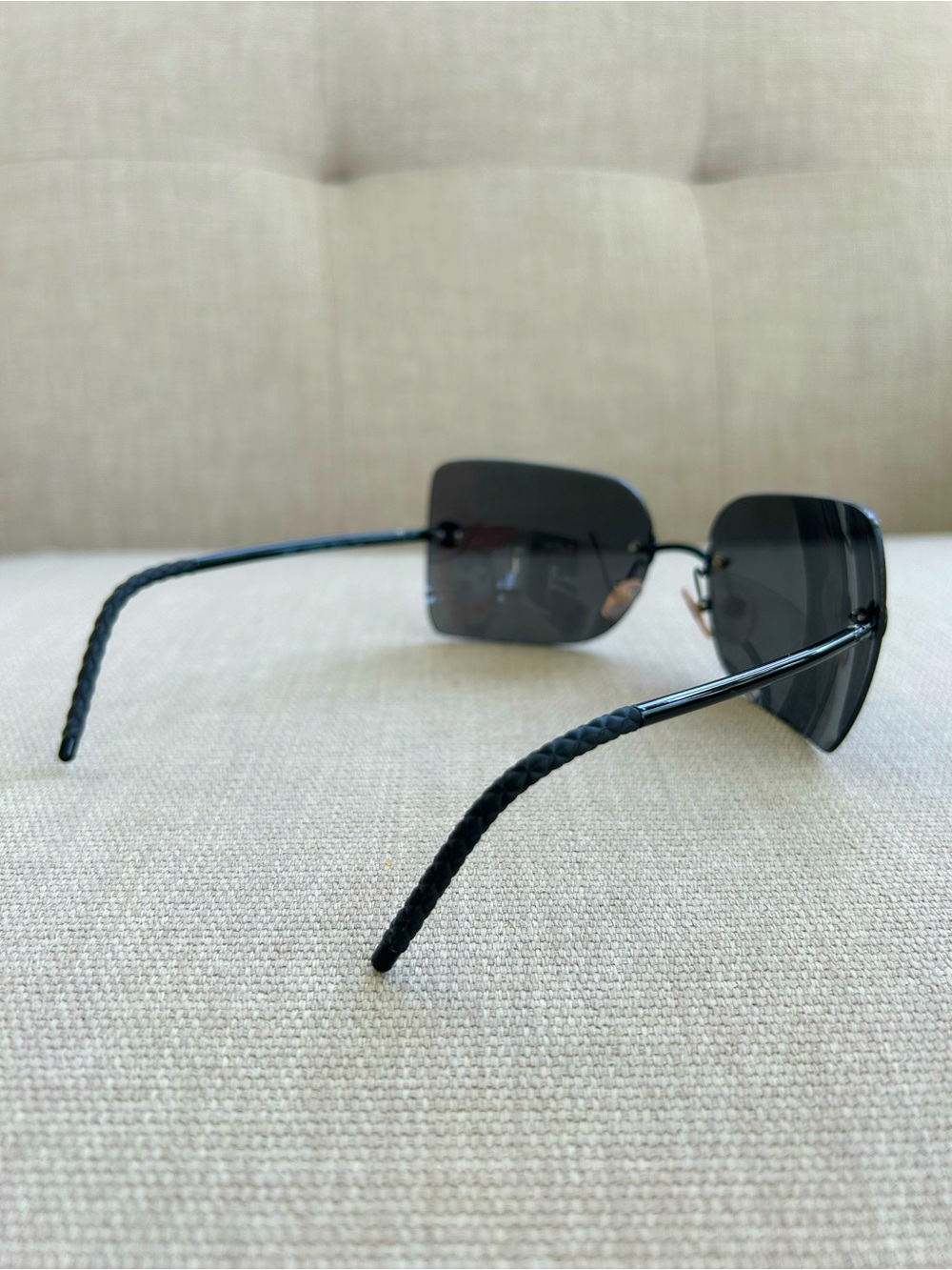 Authentic 90’s VINTAGE CHANEL Rimless Square Sunglasses in Black Gradient - Picture 9 of 15